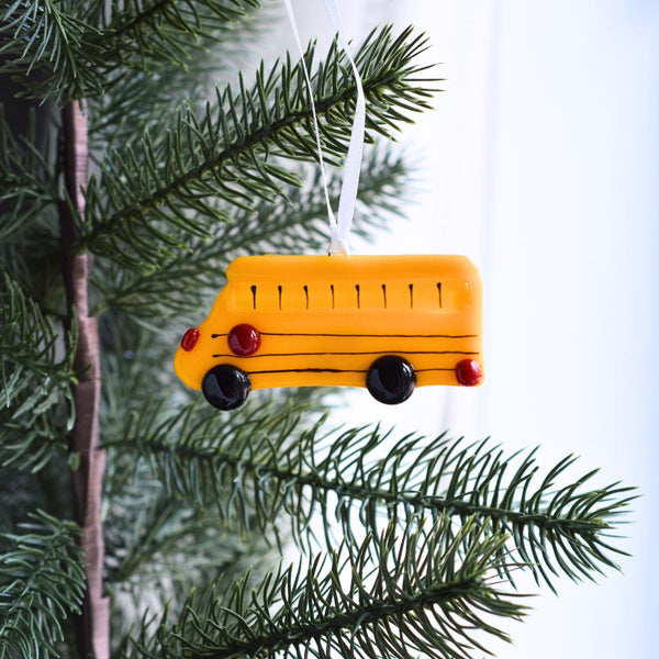Autobus scolaire pour l’arbre de Noël