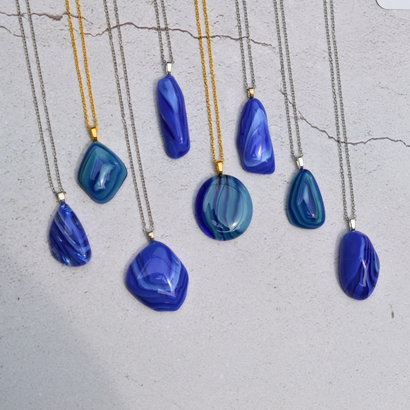 Agate bleue rubanée – Douceur et communication - Collection Gemstones