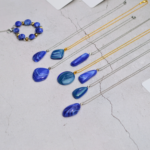 Agate bleue rubanée – Douceur et communication - Collection Gemstones