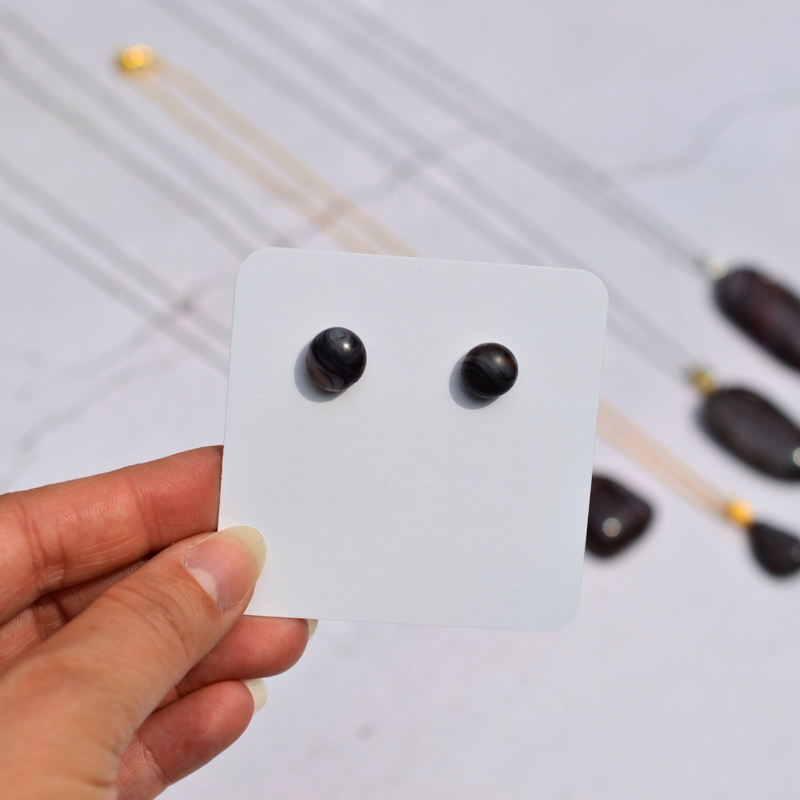 Agate rubanée rouge et noir – Intensité et dualité - Collection Gemstones
